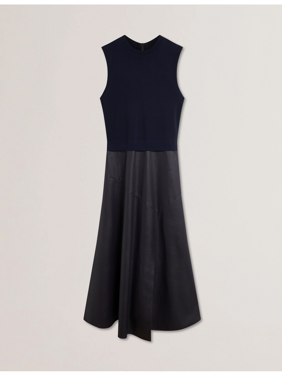 labasa - Ärmlös stickad midiklänning i konstläder