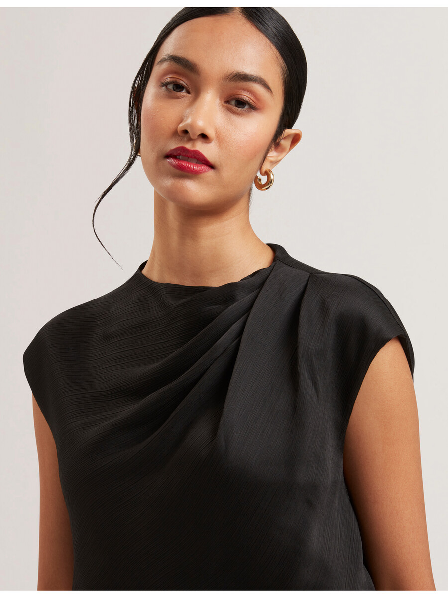 misrina - draperad neck detail satin top